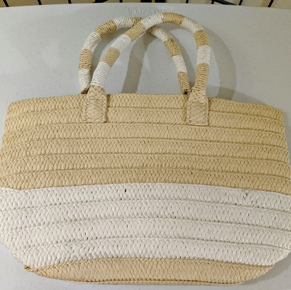 Causebox Altru Straw Tote